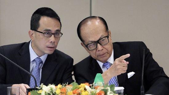 |李嘉诚平时吃青菜豆腐，一台宝马开20年，却曾花1千万吃一顿饭