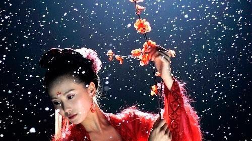 刘诗诗被爆花200万做精修，《一念关山》被延迟，生图脸崩不能看