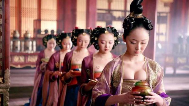 家政|14万月薪招保姆家政公司被立案调查 不要把保姆当成奴隶或玩物！