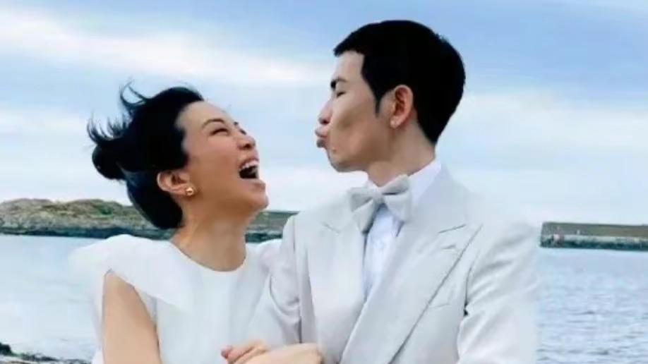 一天5个瓜：萧敬腾官宣结婚，阿娇晒亲密合照惹争议