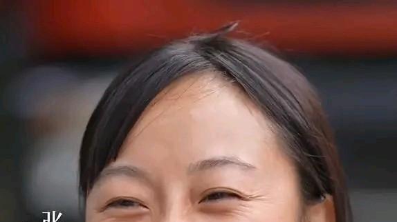 21年，95后云南女孩6000块被“卖”，两次离婚后被奥斯卡导演看上