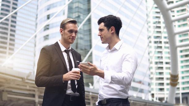 潜规则|关系提拔的人，很容易“被潜规则”，怎么办？