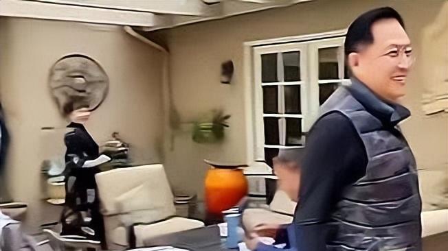 娱乐圈|一个生日，娱乐圈中的世态冷暖，在72岁唐国强身上体现得淋漓尽致