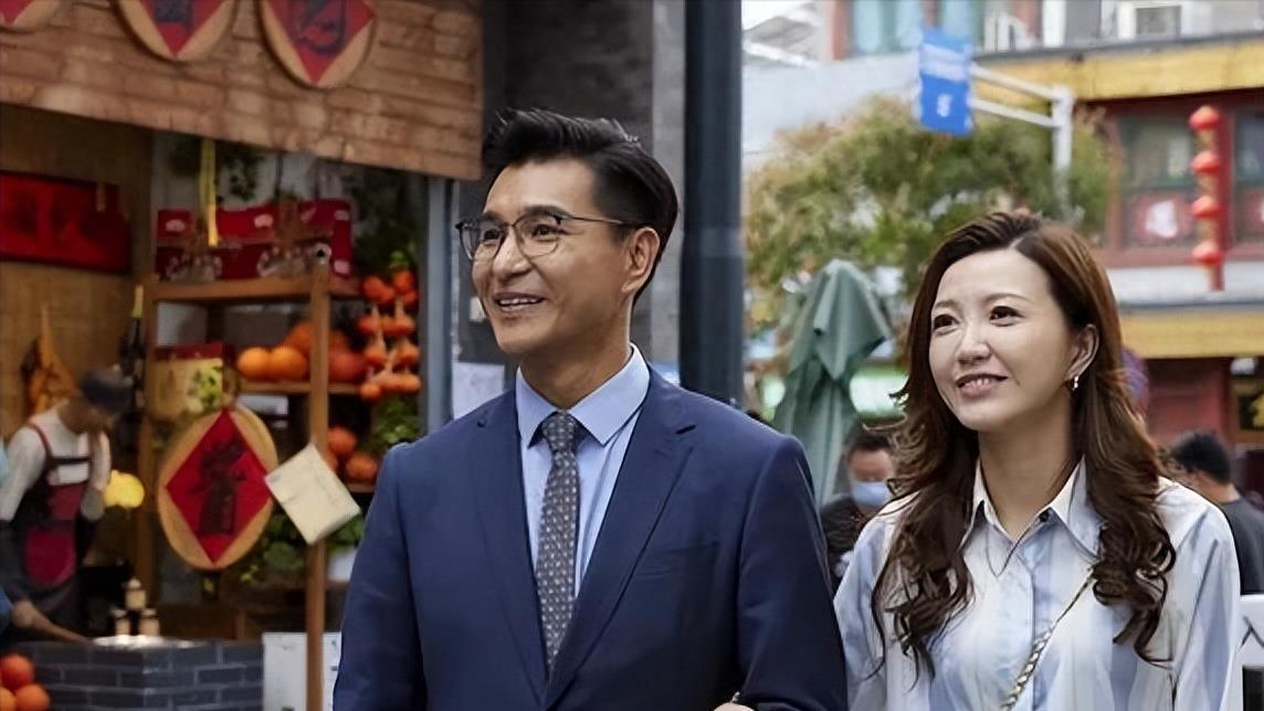 很意外！33岁港姐惊喜客串TVB新剧，遗憾与视帝老公没有对手戏