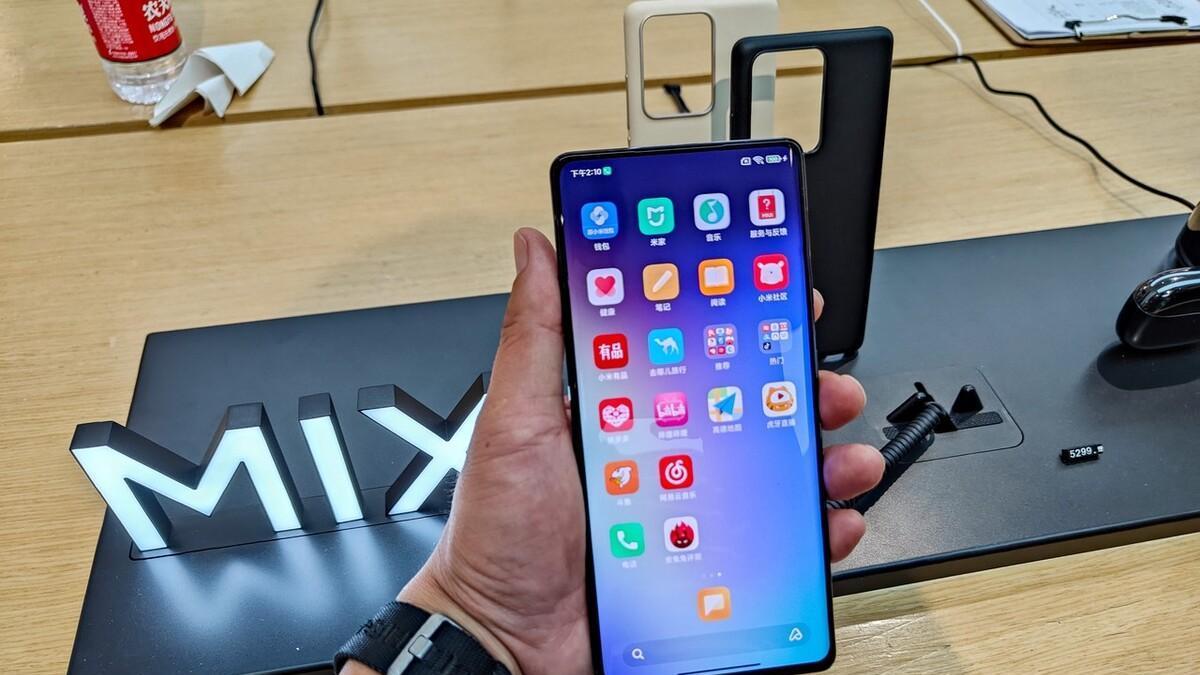 液晶显示器|LCD时代结束？OLED屏幕才是大势所趋，行业发展不会改变方向！