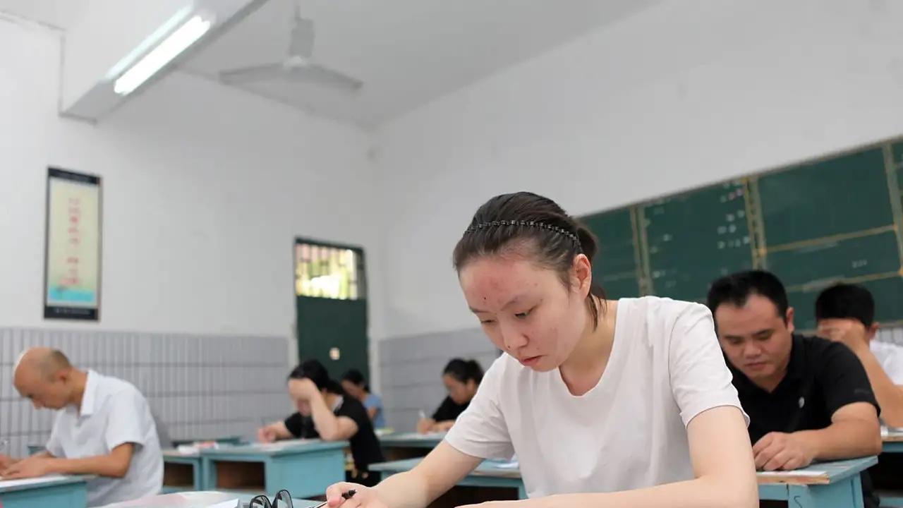 哪些人即使你有了教师资格证，但是你依然是不能去考教师编制