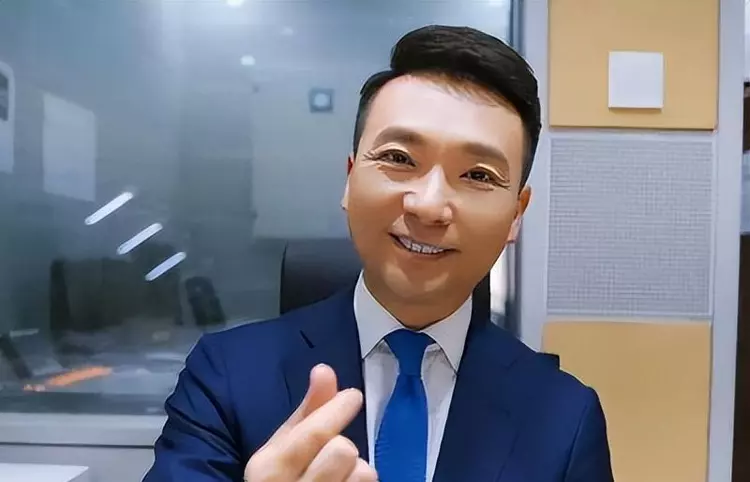 康辉|康辉：真没你们想的那么高，我自己都不敢相信，我的工资有二十万