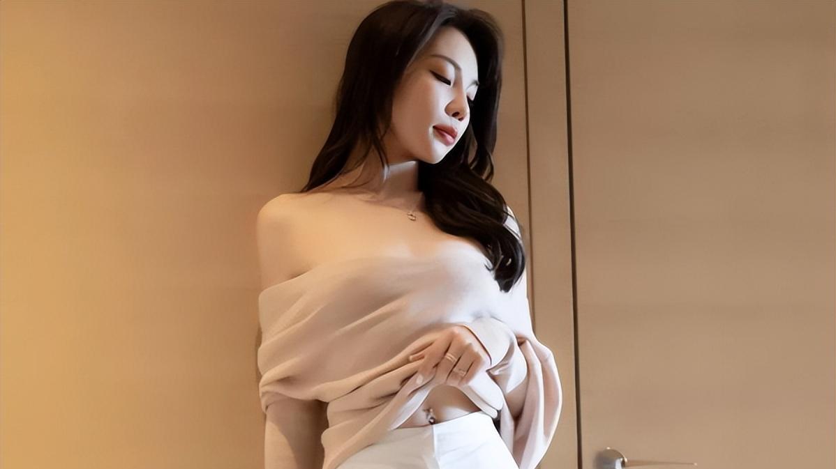 “一女战两男”，海王新娘婚前缠绵前男友，新婚次日若无其事