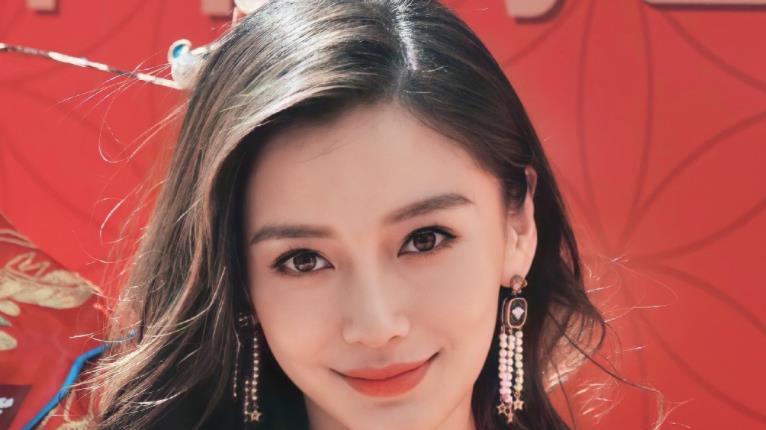 TOKIO|金晨的窘境，折射出娱乐圈“畸形”的审美