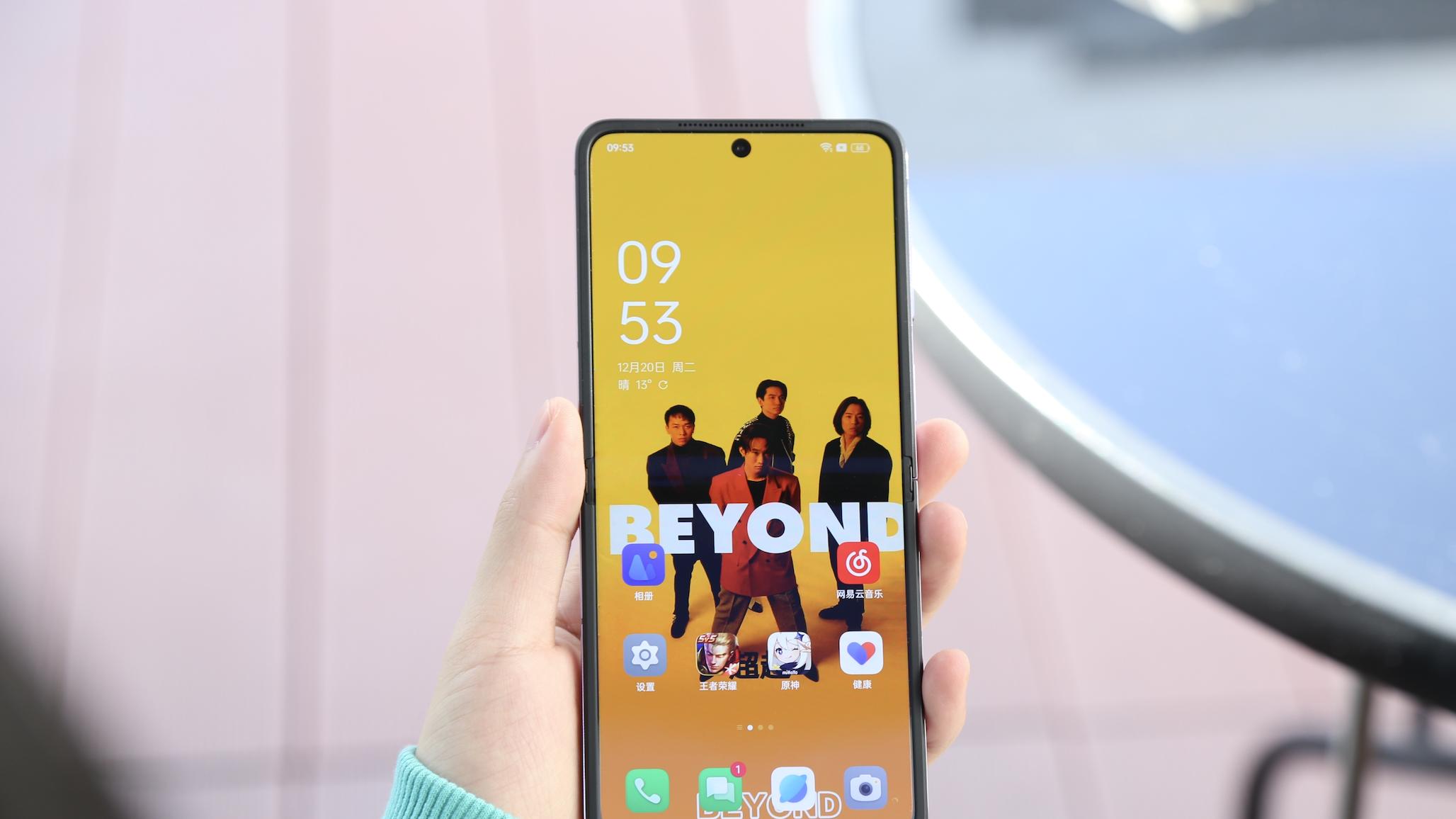 OPPO Find N2 Flip|外屏即可回复短信、亮码付款，OPPO Find N2 Flip日常体验超方便