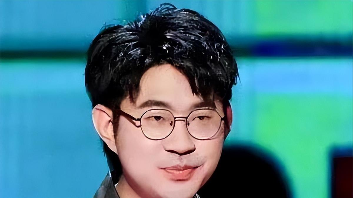 李昊石|底线在哪？脱口秀演员侮辱人民子弟兵太可恶，文化自信很重要