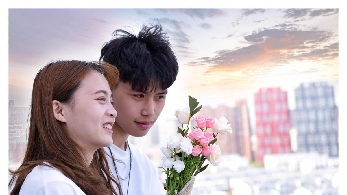 幸福的方向|在《幸福的方向》里，女主的爸爸是张嘉益