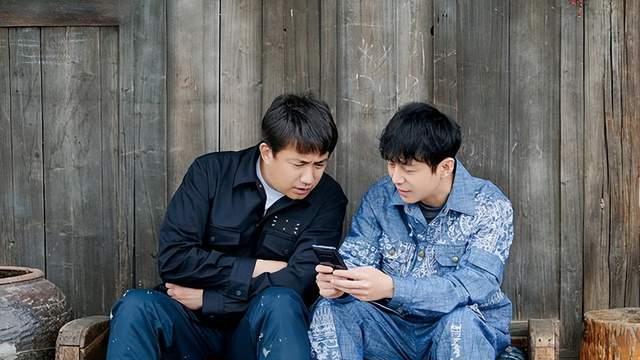 何炅|《向往的生活》被官媒批评，或跟何炅有关，网友：年轻人退出对了