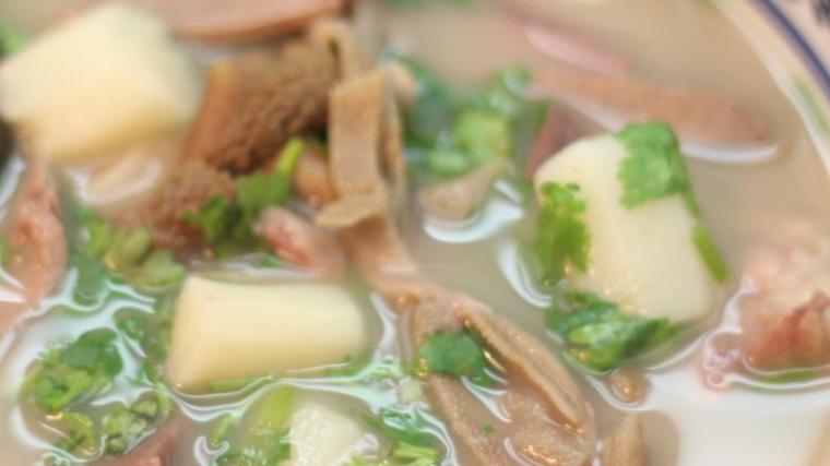 羊杂|美味可口的羊杂汤——鲜美诱人，制作简单，快来尝试！