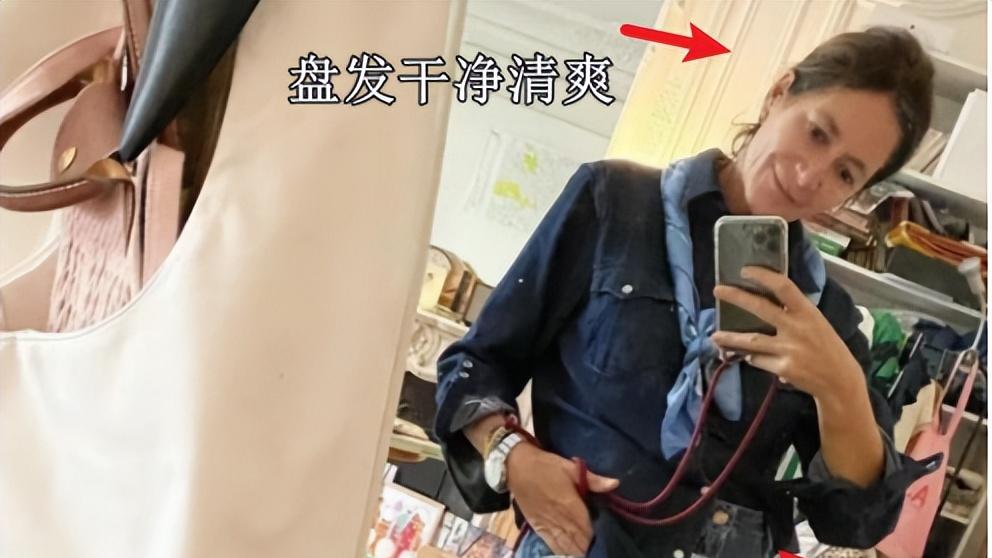帽子 看了这位50岁法国博主才懂：不披发、衣服收腰，自然衰老更优雅