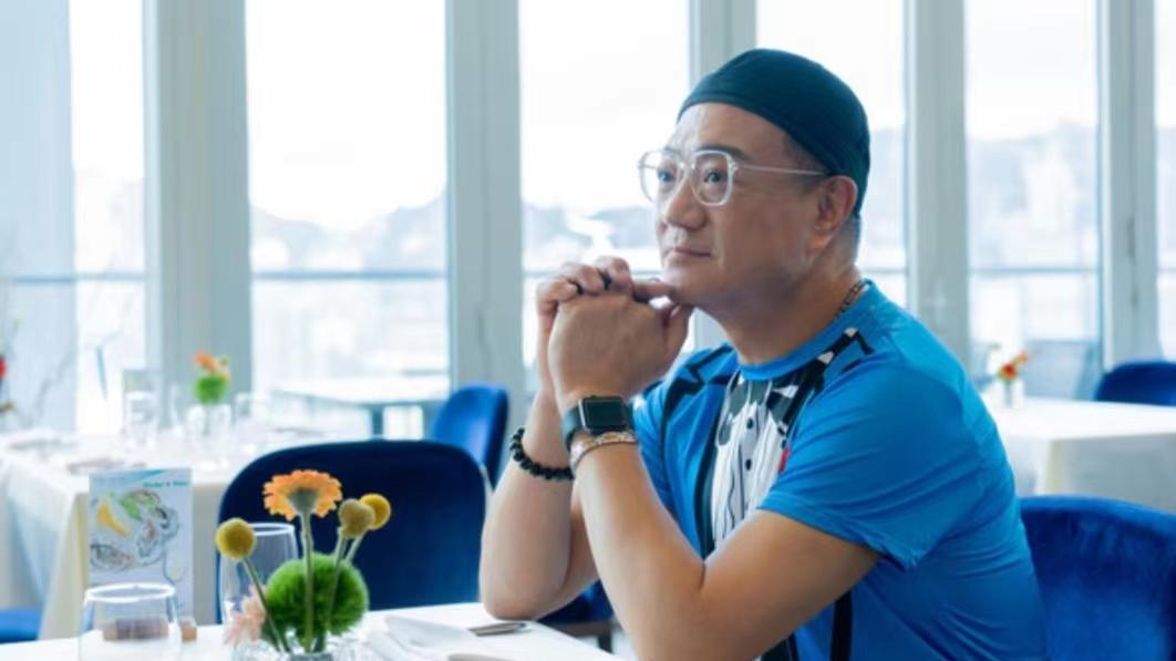 顺其自然！65岁TVB男星曝与女友相处像母子，渴望当爸但年纪超龄