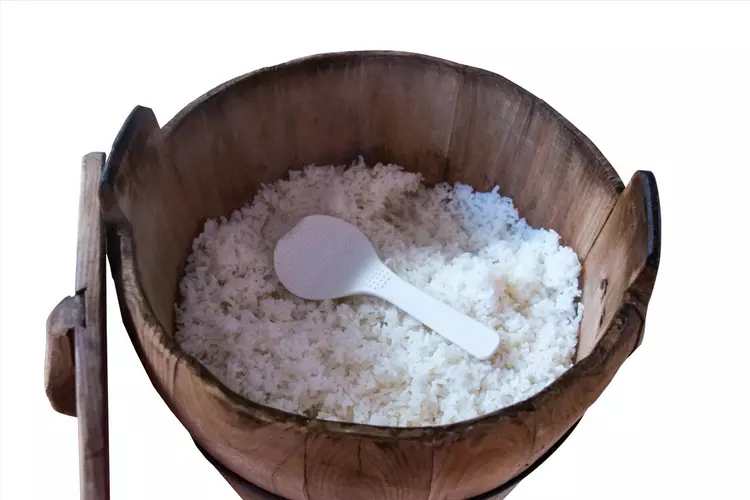 米饭|风靡一时的木桶饭，为啥没人吃了？顾客：除了个木桶，还有啥？