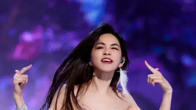 ella|台湾女星Ella，被骂上热搜