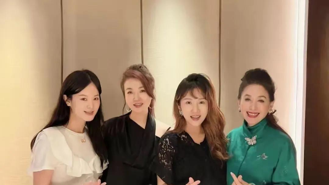 李念|曝李念嫁豪门幸福3原因：夫妻关系第一，生娃不喊累