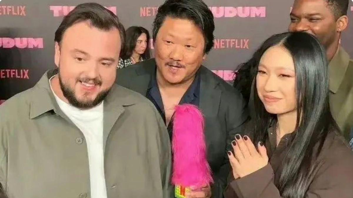 网飞《三体》审美塌方，“不锈钢裤头”当头盔，叶文洁气质太普通