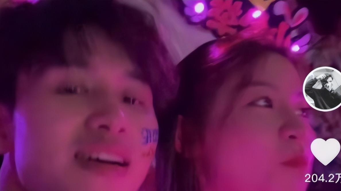 陪女友看演唱会男孩头七下葬！名字诡异，女友遭其妹妹删评被网暴