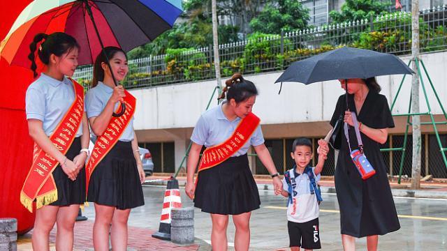招聘|幼师、护士、银行女，被划为“不娶行列”，从业者：我招谁惹谁了