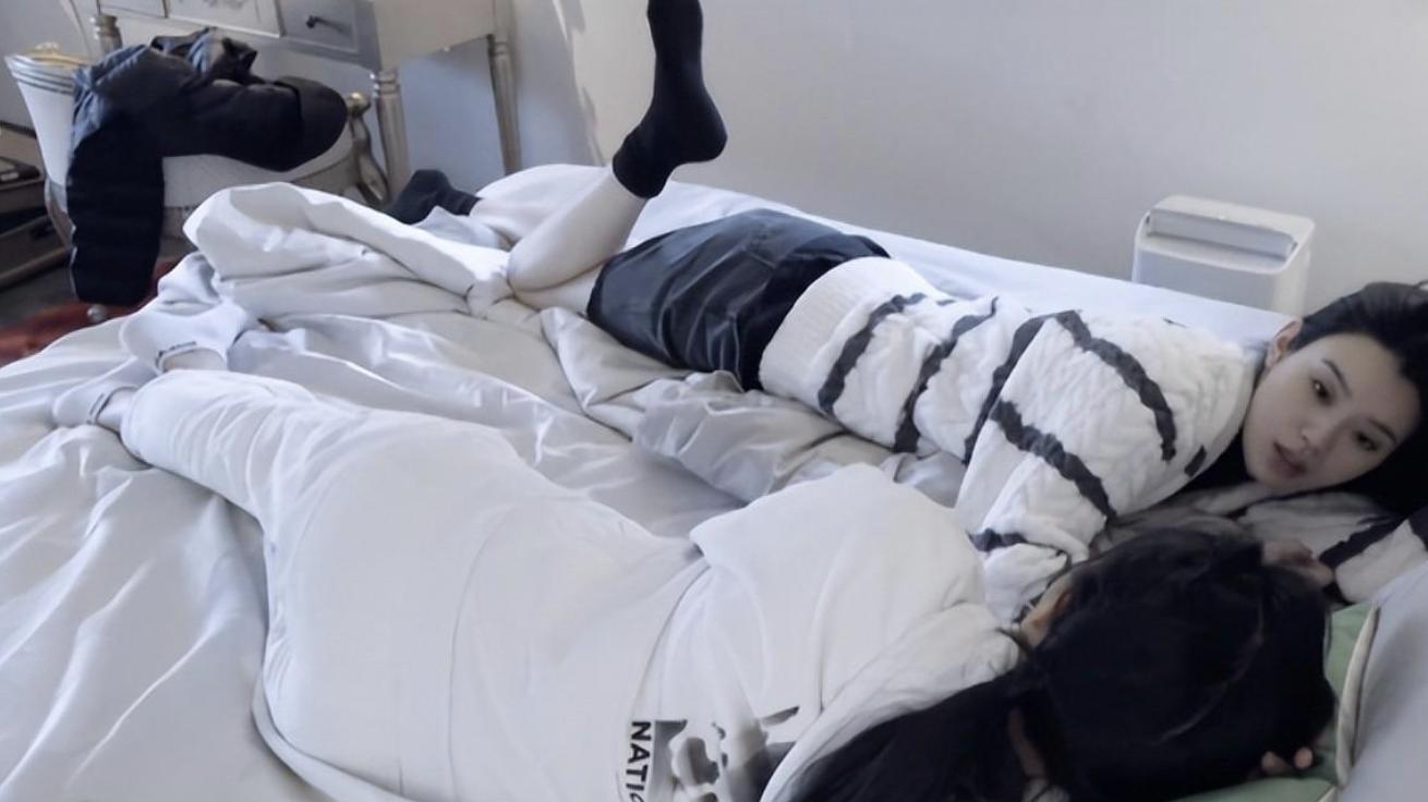 生孩子不痛？奚梦瑶在综艺里的一段话，揭开豪门婚姻的“遮羞布”