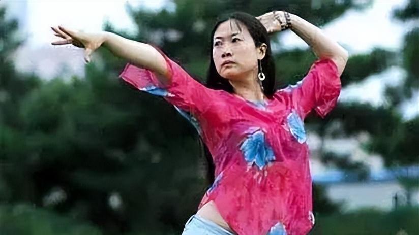 芙蓉姐姐|芙蓉姐姐逆袭之路：从万民群嘲到身价上亿的富婆，她才是人生赢家