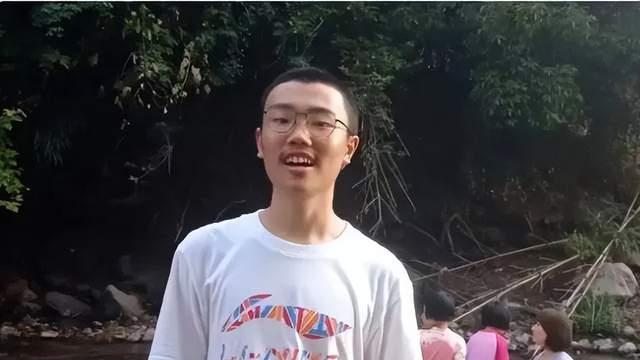 |胡鑫宇事件后续来了！曝胡鑫宇有厌学情绪，家属表态要拿出证据