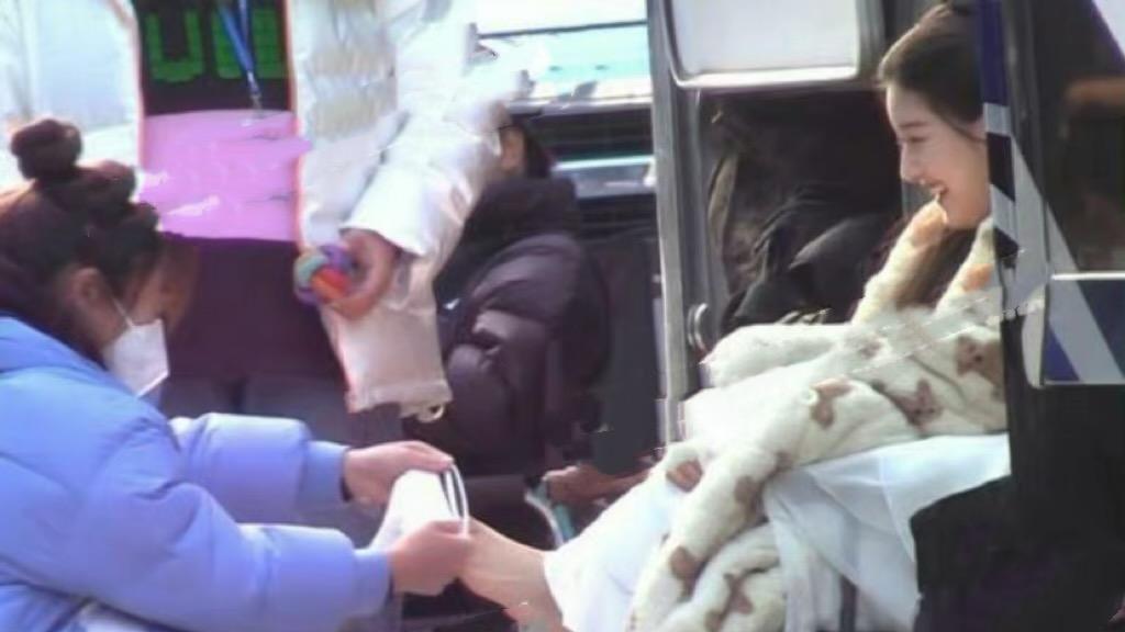 赵露思|赵露思黑历史被深扒！一根藤上七个瓜，耍大牌只不过是冰山一角