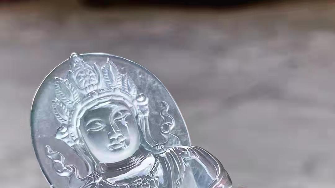 有裂的翡翠，我们必须要包容吗？