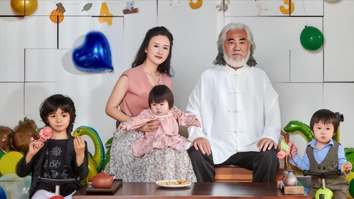 72岁张纪中松口了，承认混血儿子马丁是妻子杜星霖和老外所生