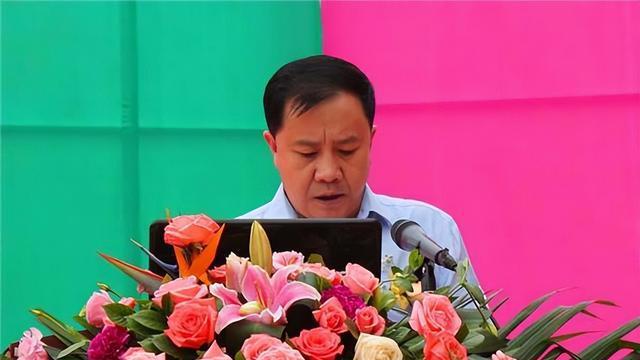 高官“张汉安”覆灭记：家藏15箱现金，却一分不敢花，只因穷怕了