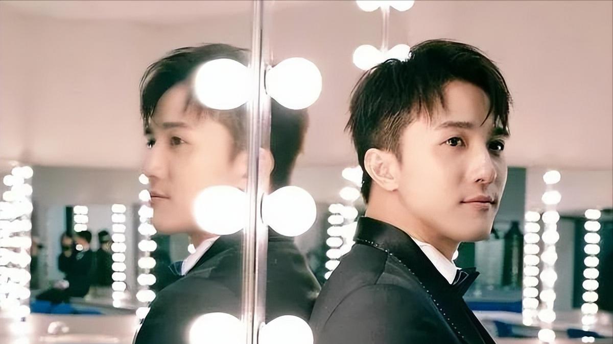 TVB被吐槽又是老人做男一，网友力推25岁小生上位，直言受宠若惊