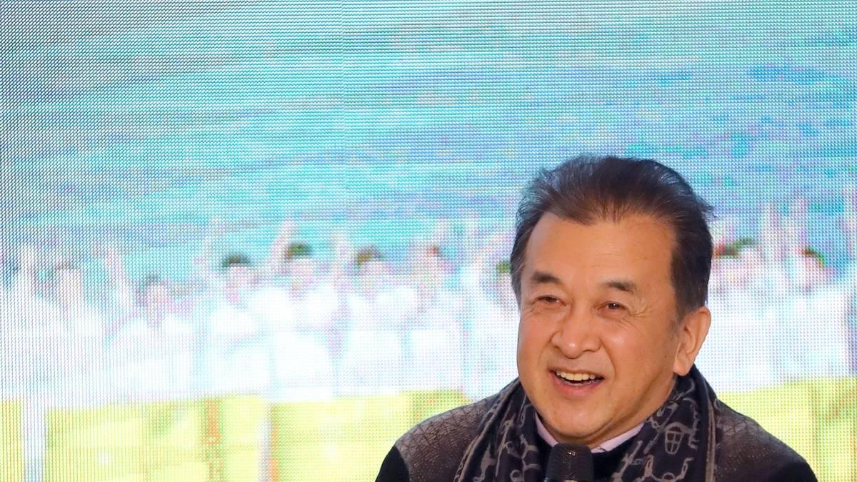 李晨|黄宏：24年春晚“钉子户”，退居幕后，如今现状令人唏嘘