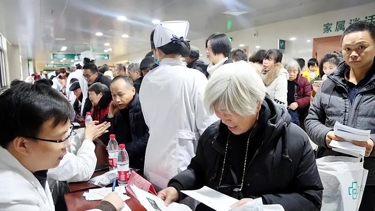 医学生|多地医院招聘遇冷，医学生却称就业难？原来只是因为“牛马慌”