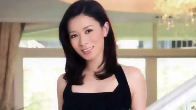 “吃完饭就砸锅”？的4位内地捞金的港星