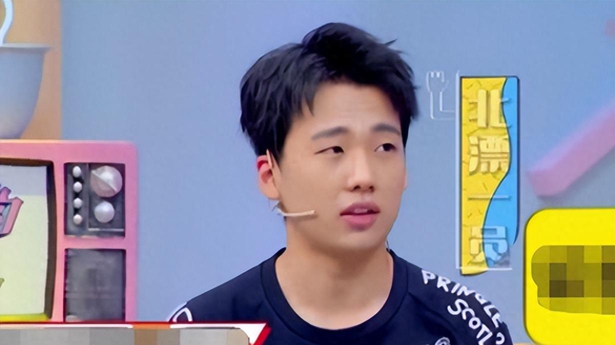 明星也会“蜗居”？在影视圈闯荡多年，收入根本买不起一套房！