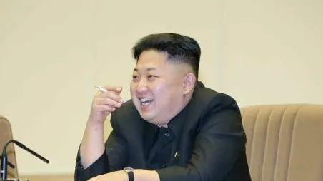 从办公场所再也看不到吸烟现象，我们的社会就已经开始发生变化了