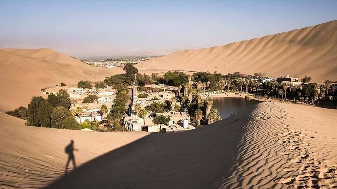 特产|我国最“荒凉”的城市，方圆300公里都是沙漠，却生活着2万人