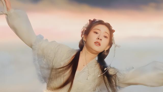 普女还是不要塑造女神了，一旦遇到了骨相脸女配，终究会被彻底碾压的