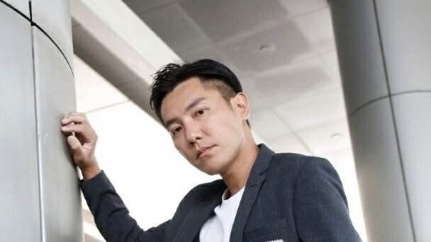 被传不再与TVB续约！知名男星终于做回应，直认档期排到明年