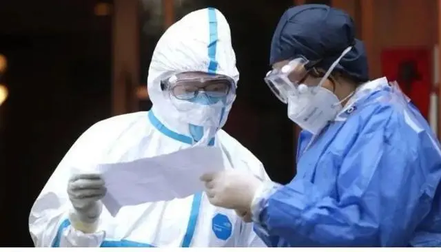 求职|严防死守了三年的新冠，突然没了