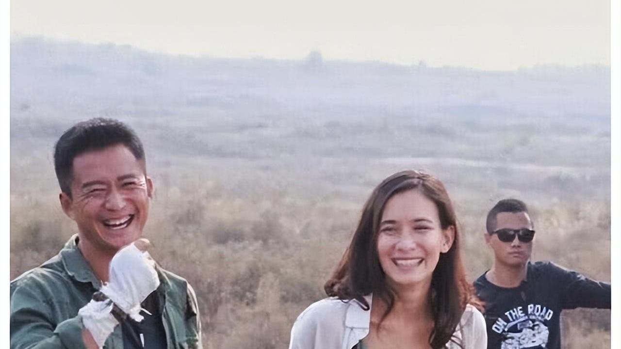 吴京|黄晓明锤上加锤，怒揭吴京“婚变风波”？谢楠早已看穿一切