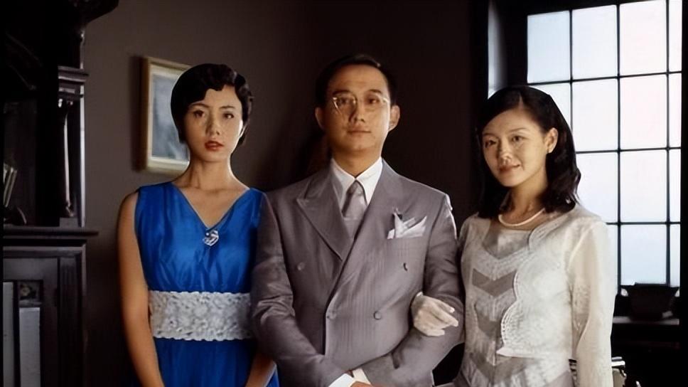 孙莉|一家5口人，4个闹家丑，相夫教子却没话语权的孙莉？