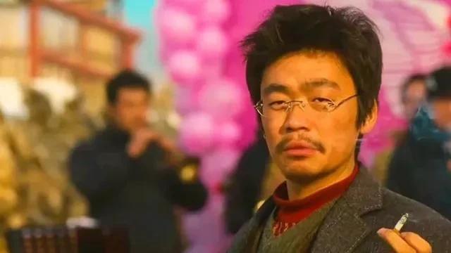 王宝强|清华毕业生模仿树先生，成60万粉丝网红，却陷在了树先生的人生里