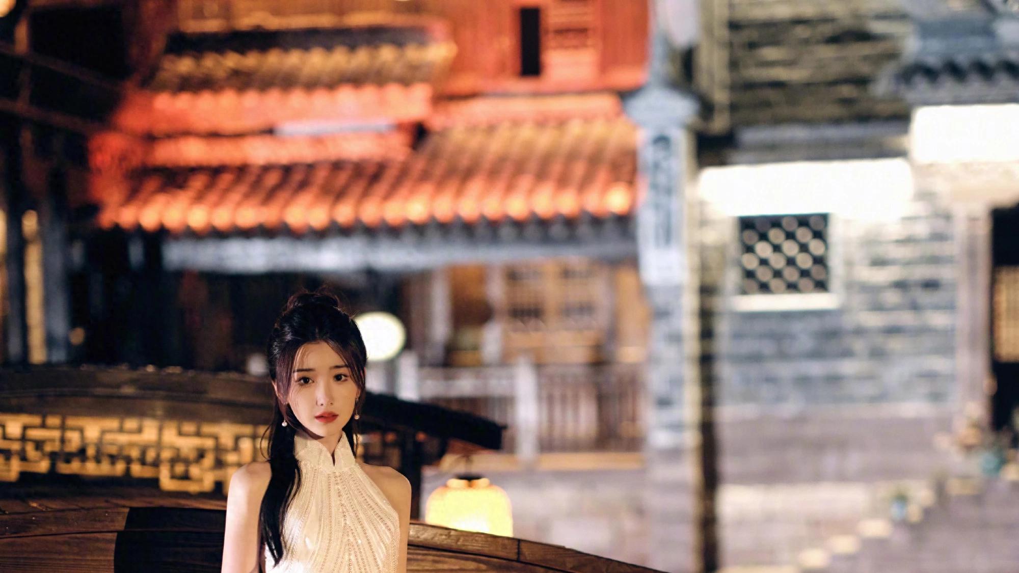 赵丽颖檀健次鹿晗王一博，明星中秋营业照