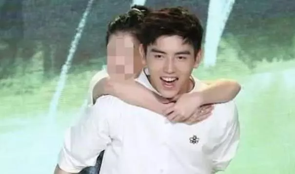 陈红|陈红：哭诉后悔把杨幂赶出剧组，现今陈飞宇的后路，都被杨幂斩断