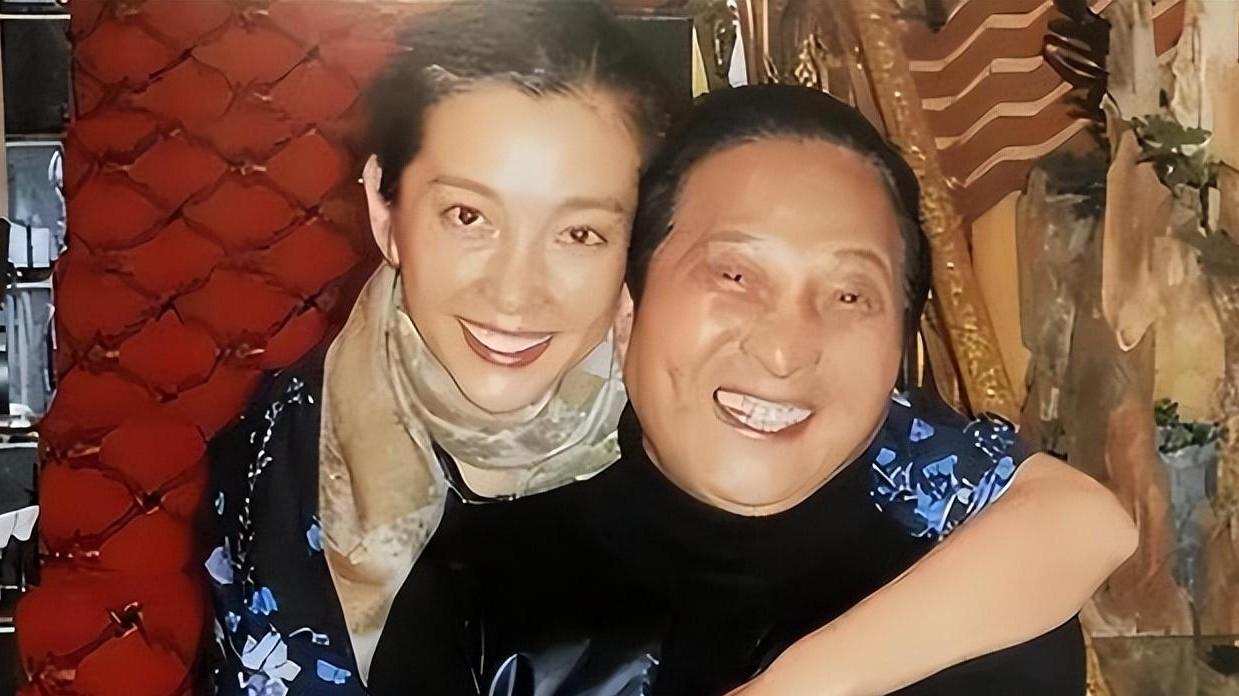 大师王林替一线女明星“床上开光”：要求洗干净，好在身体上画符