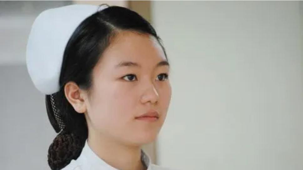 护士|“女护士就不配问工时吗？”从医院离职，找工作反被小诊所“怼”
